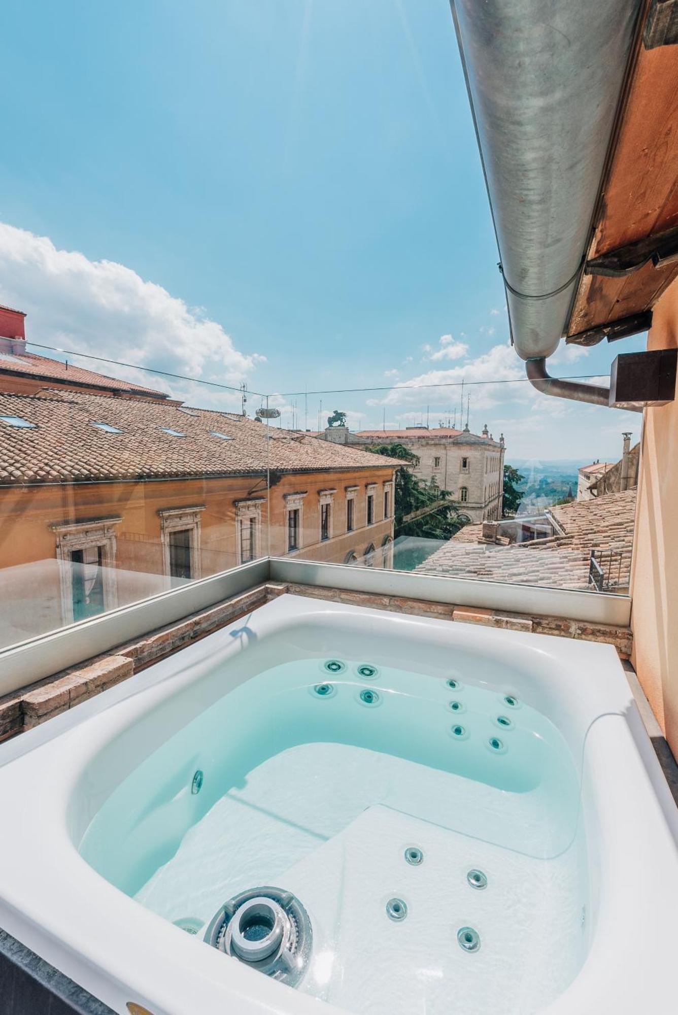 Locanda Della Posta Boutique Hotel ペルージャ エクステリア 写真