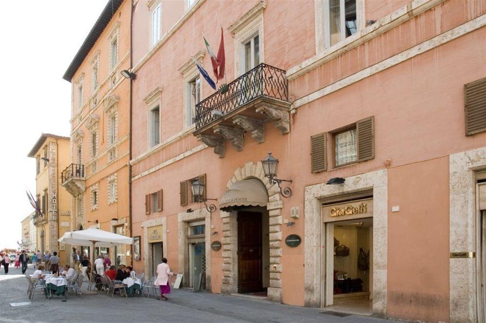 Locanda Della Posta Boutique Hotel ペルージャ エクステリア 写真